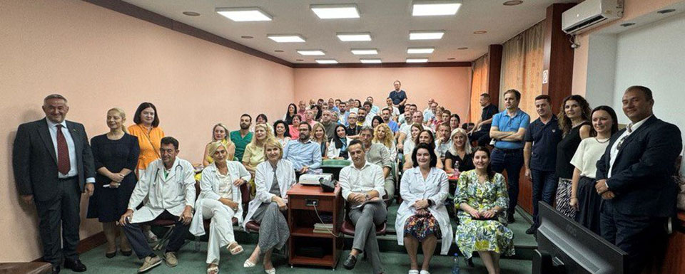 Работна средба на генералните директори на Фондот со директорите на ЈЗУ и директорите на скопските клиники и болници