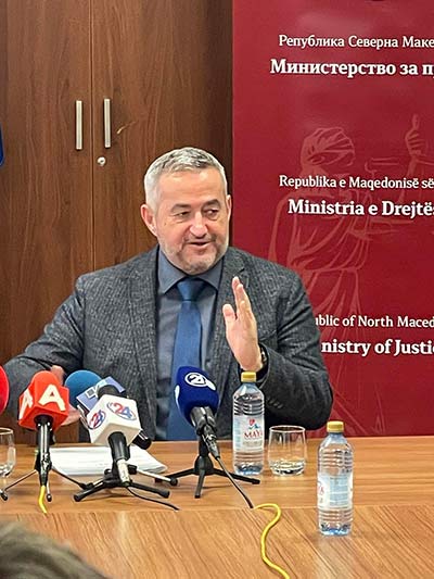 Нередовност на здравственото осигурување при издржување на казна затвор, притвор...